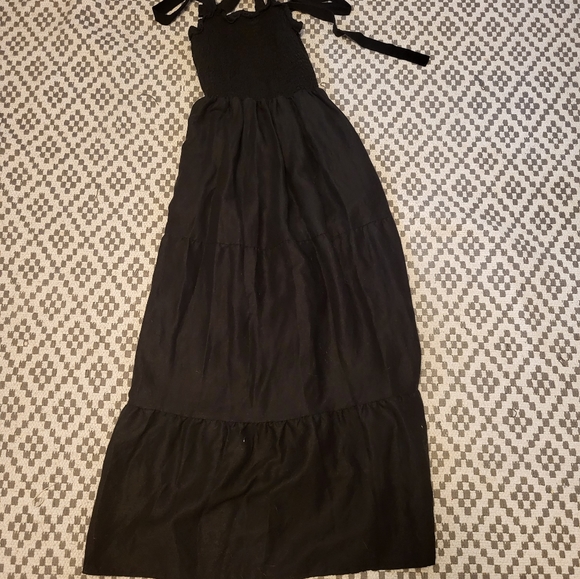 Vetta The Smocked Tiered Dress - Picture 5 of 6